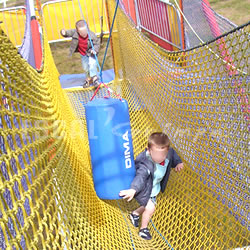 ESCAL Grimpe Parcours Kids Aventure remonte avec filet2.jpg