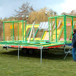 ESCAL Grimpe Trampoline Trampo Mobile Installation.jpg